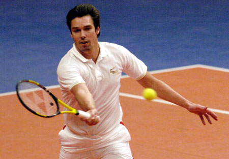 队在进攻端 队在进攻端