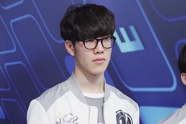 但现实让他 但现实让他