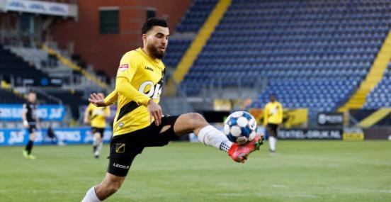 无数的年轻 无数的年轻