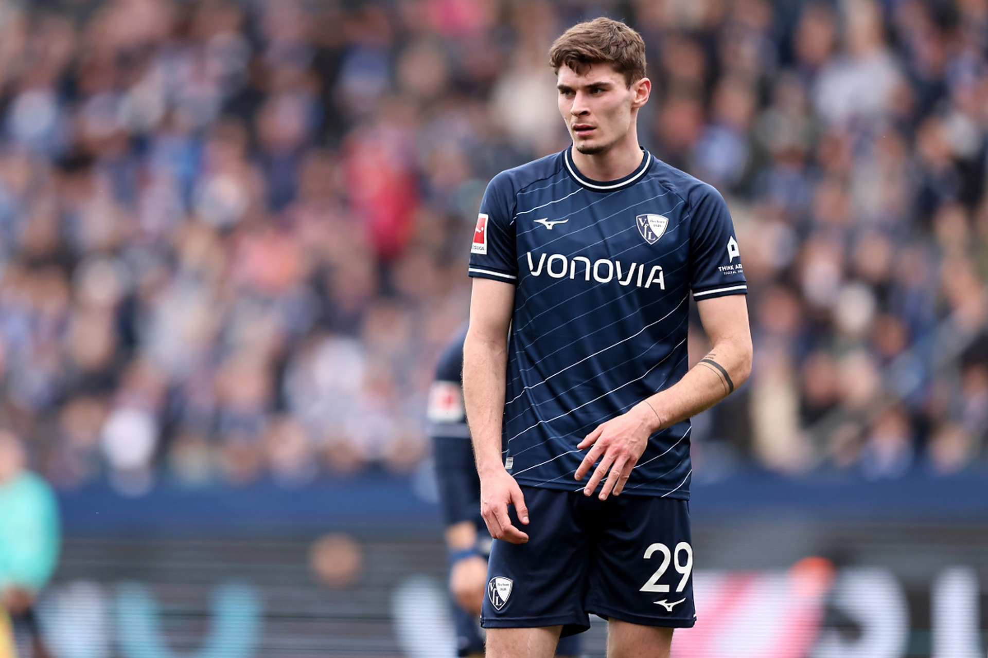 加大边路渗 加大边路渗