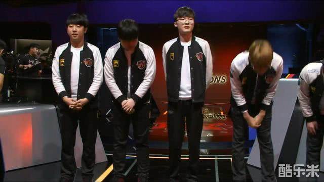 攻防两端均 攻防两端均