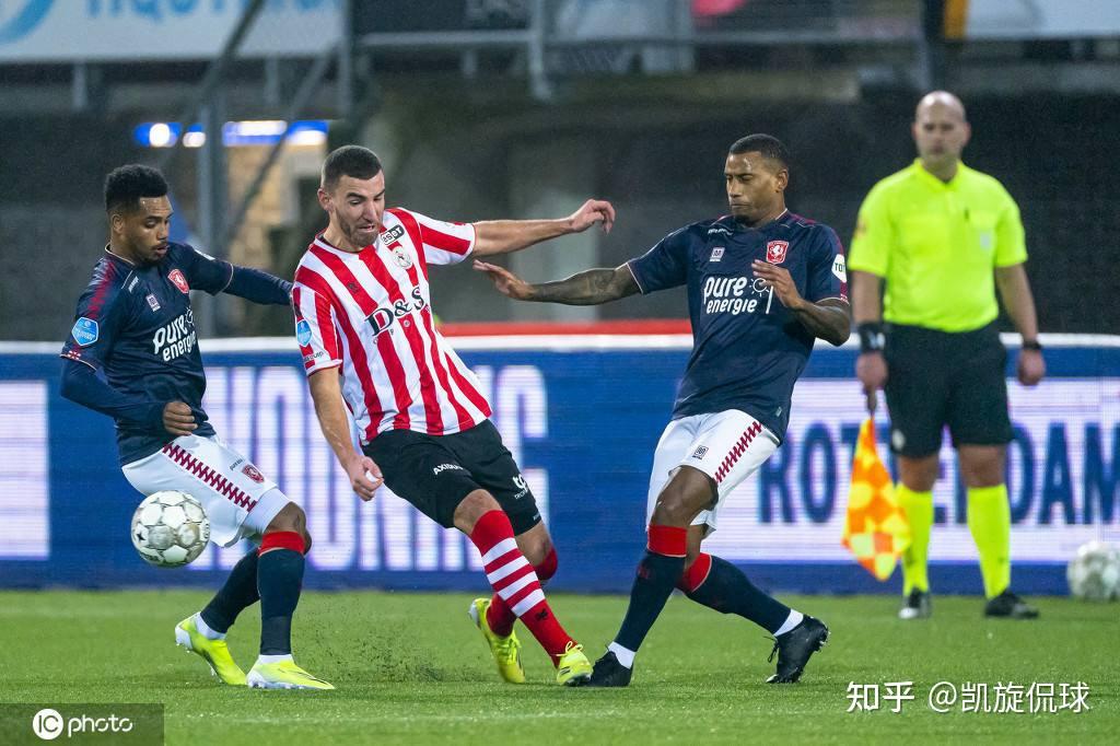 背景的成员 背景的成员