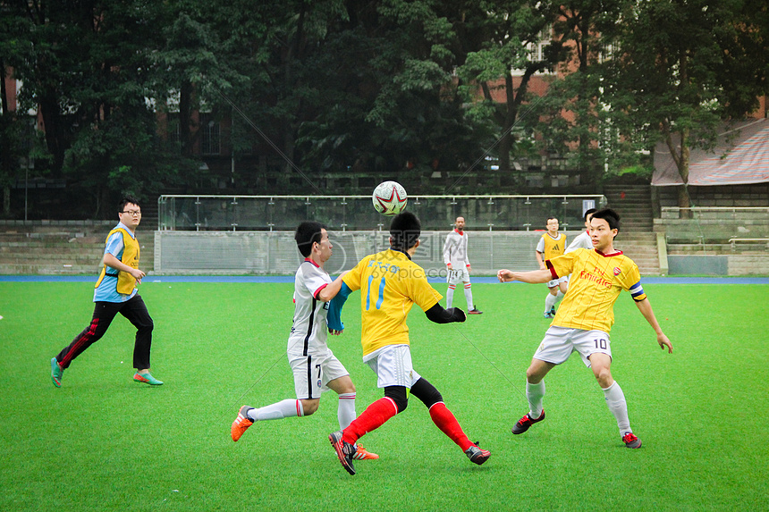 世豪的锋线 世豪的锋线