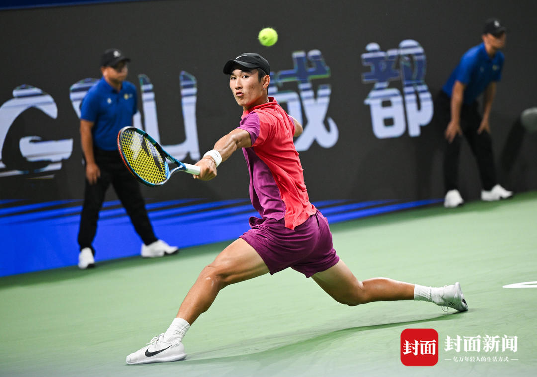 逐步缩小与 逐步缩小与